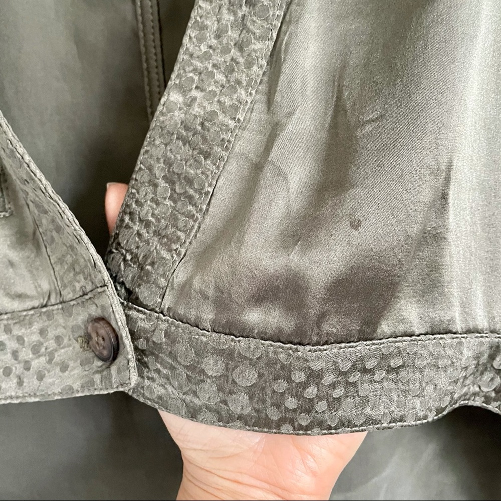 Crossley Italy Silk Hi-Lo Fishtail Vest - XS/S - Picture 8 of 10